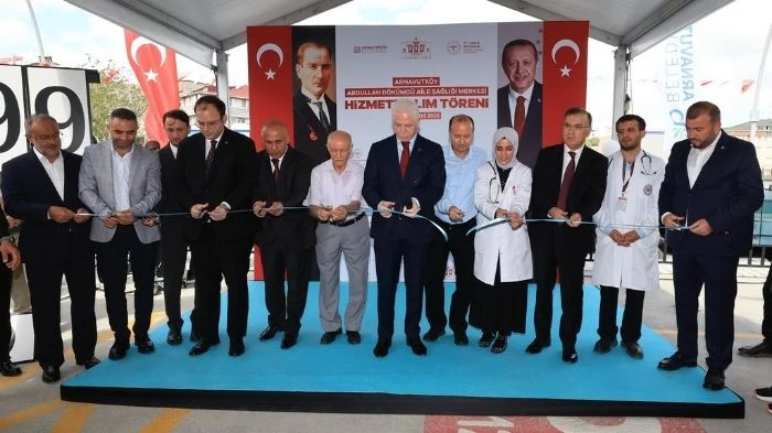 Arnavutköy’de Sağlıkta Yeni Yatırım: Abdullah Dökümcü Aile Sağlığı Merkezi Açıldı