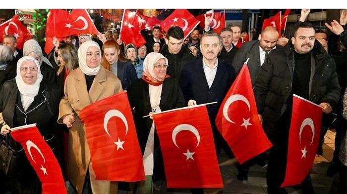 ÇANAKKALE ZAFERİ COŞKUYLA KUTLADI