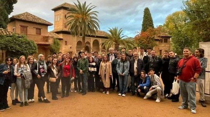 Gaziosmanpaşa Anadolu Lisesi 7 Farklı Ülkede Erasmus + Projesi Gerçekleştirdi. 