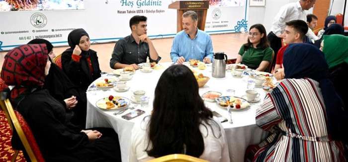 Gaziosmanpaşa’da Lise Birincileri Bosna Hersek Kültür ve Eğitim Kampı ile Ödüllendirildi