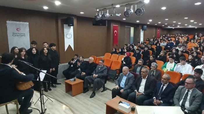 Mevlana &ouml;l&uuml;m&uuml;n&uuml;n 752. yılında anıldı