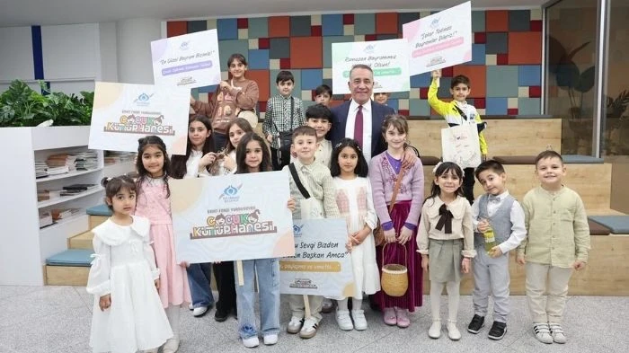 Miniklerin Sultangazi Belediyesi&rsquo;nde Coşkulu Bayram Kutlaması