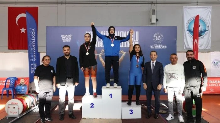 Naim Süleymanoğlu Halter Şampiyonası Arnavutköy’de Büyük Heyecana Sahne Oldu