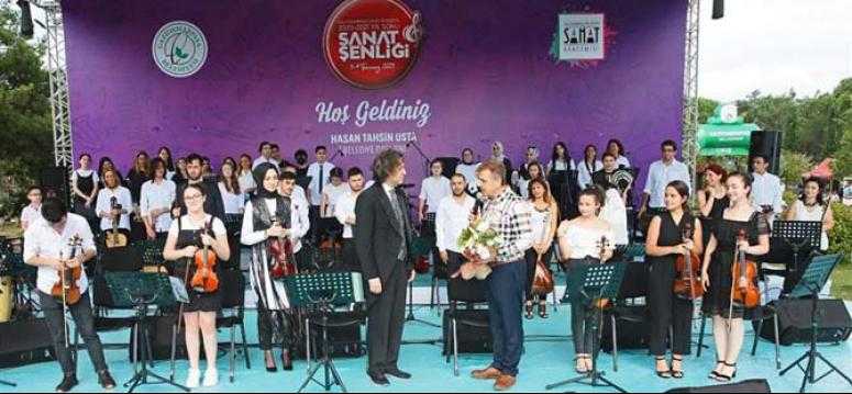 Sanat Akademisi Öğrencileri Yıl Sonu Etkinliklerinde Yeteneklerini Sergiledi