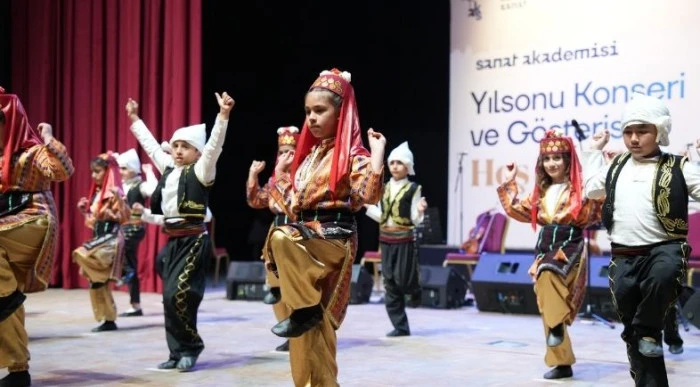 Sanatın Kalbi Arnavutk&ouml;y&rsquo;de Attı