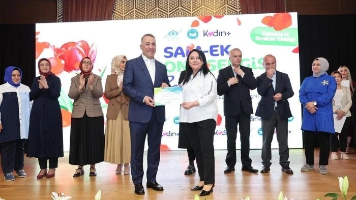 Sultangazili Kadınlardan 'Zamana İz Bırakan Eserler' Sergisi