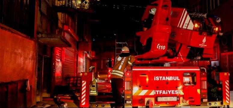 Bayrampaşa'da iş yeri yangını