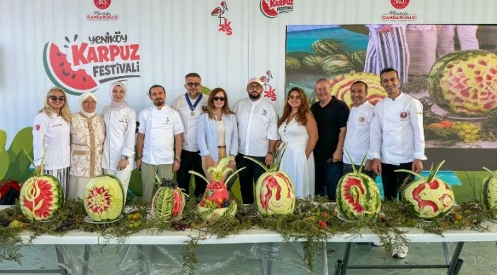 Yenik&ouml;y Karpuz Festivali Lezzet ve Coşkuya Sahne Oldu